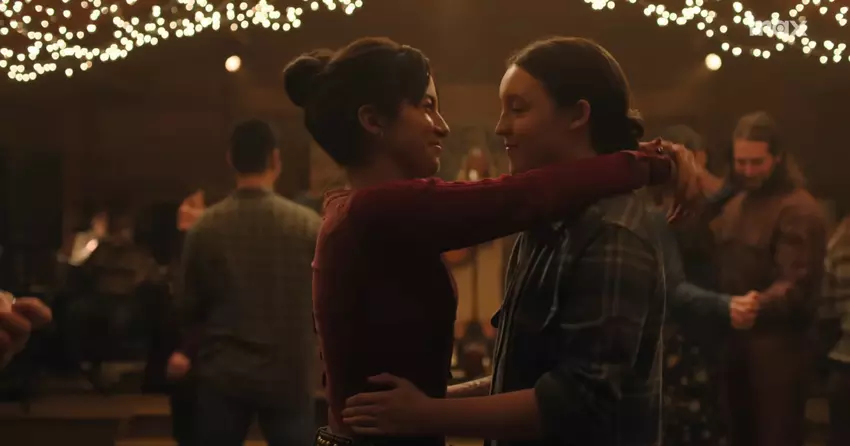 Autorzy i aktorzy The Last of Us opowiedzieli więcej o stworzeniu wątku romantycznego między Ellie a Diną, a także psychologii bohaterek