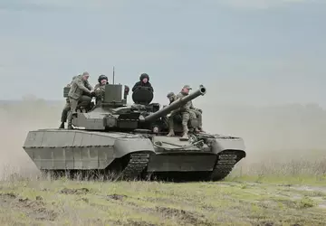 Najnowszy ukraiński czołg BM Oplot ujawniony ...