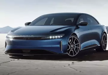 Autoblog: Lucid Air Sapphire sedan przyspiesza ...