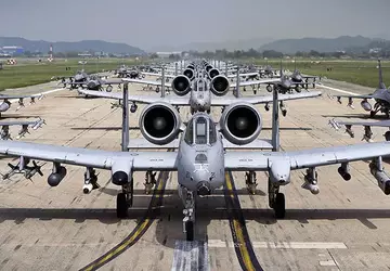 Kultowy samolot szturmowy A-10 Thunderbolt II ...