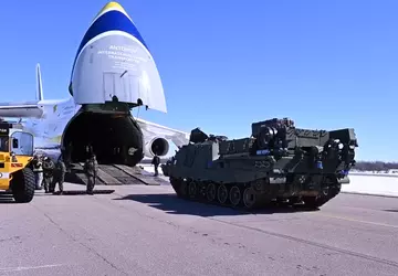 Kanadyjskie ministerstwo obrony pokazuje pojazdy pancerne ...