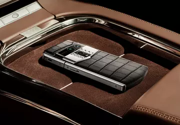 Wyszedł Vertu Agent Q — ekskluzywny ...