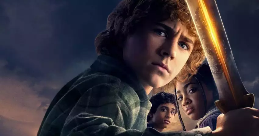 Powrót do świata półbogów: Disney+ oficjalnie potwierdza przedłużenie serii "Percy Jackson i Olimpijczycy" na drugi sezon.