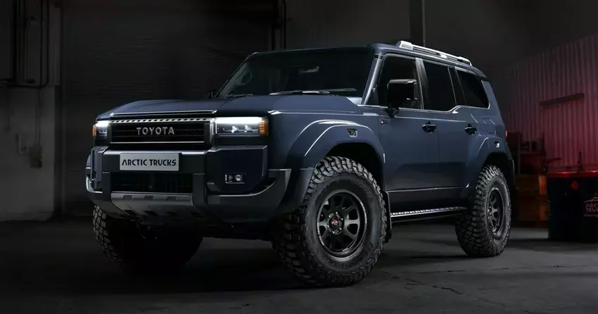 Arctic Trucks zaprezentował hardkorową Toyotę Land Cruiser 250 z 37-calowymi oponami