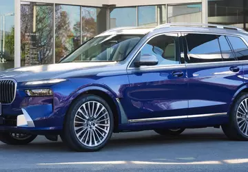 Nowy BMW X7 otrzyma opcjonalne dwukolorowe ...