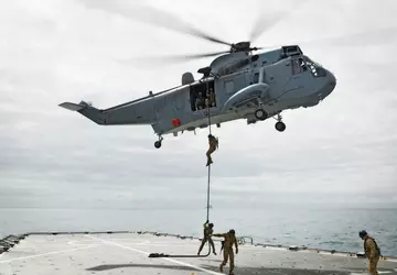 Wielka Brytania przekazuje Ukrainie trzy helikoptery ...