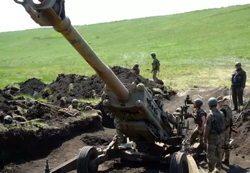 AFU pokazuje, jak zniszczyło BMP-2, ciężarówkę ...