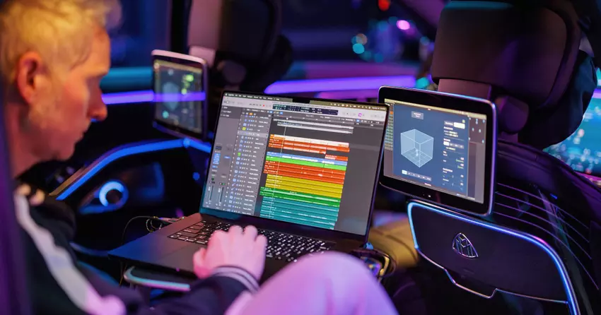 Mercedes-Benz przekształcił Maybacha w studio nagrań