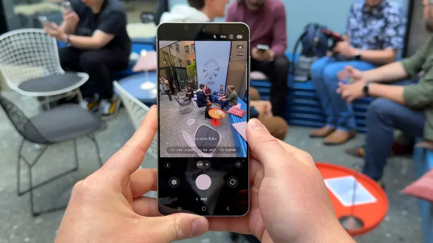 Galaxy S25 Edge nagrywa filmy 8K i wspiera 10-bitowe HDR