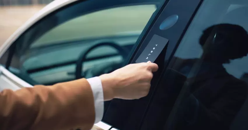 Tesla niepostrzeżenie usunęła karty-klucze z nowych samochodów