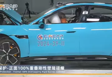 Xiaomi SU7 zdobył pięć na pięć ...