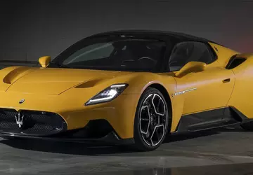 Maserati podało przyczynę anulowania elektrycznego MC20 ...