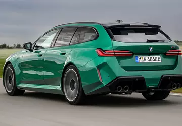 BMW zaskoczone popytem na M5 Touring