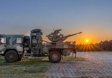 Polska armia otrzymała dwa systemy przeciwlotnicze ...