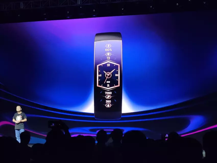 Huami przedstawił koncepcyjny inteligentny zegarek z elastycznym wyświetlaczem Amazfit X