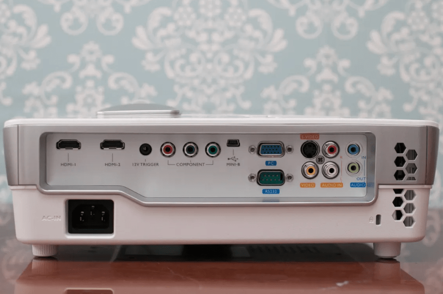 BenQ W1070 czy BenQ TH575