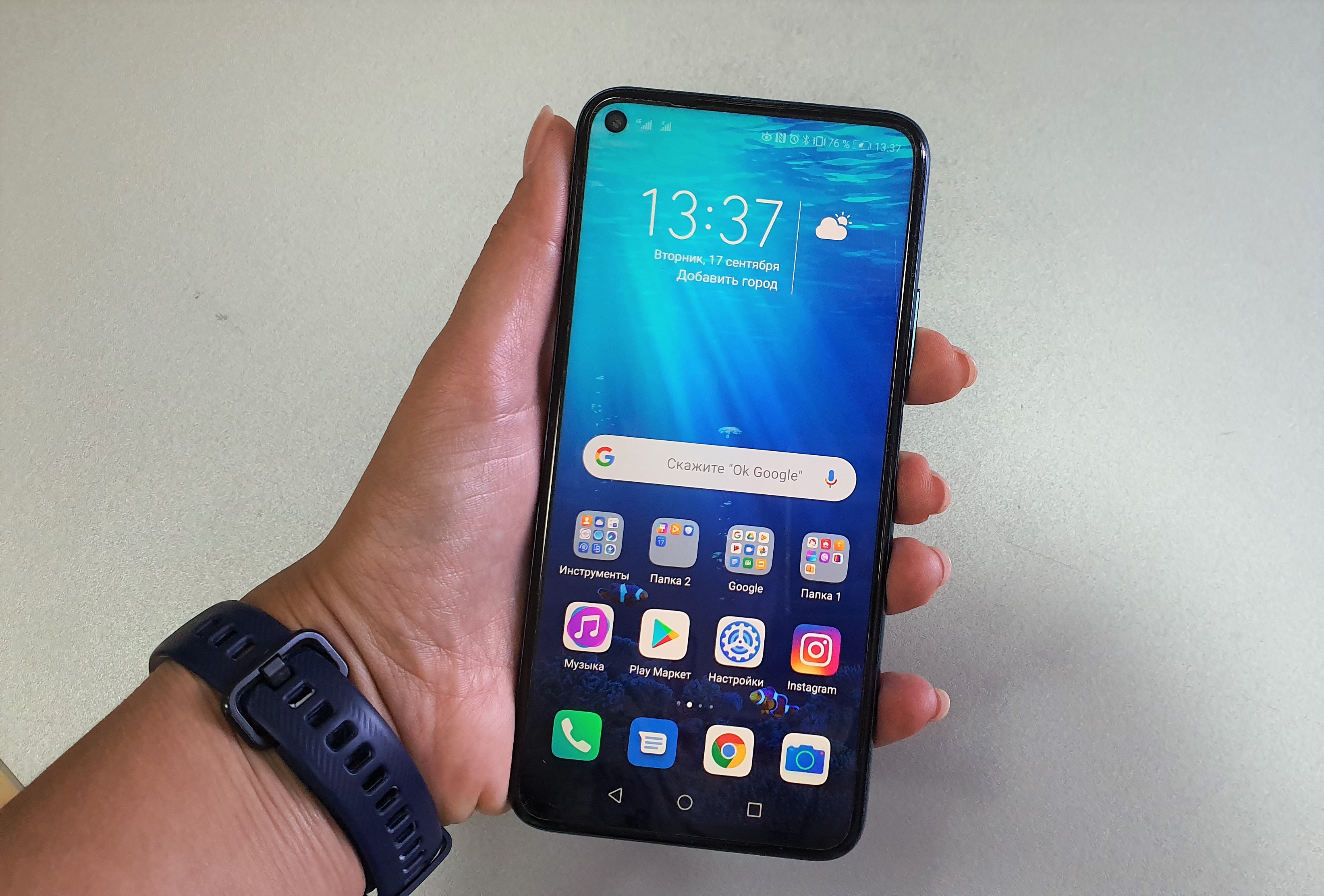 Smartphone Przegląd 20 Honor Pro: dobra kamera za poczytalne pieniędze Smartphone Przegląd 20 Honor Pro: dobra kamera za poczytalne pieniędze