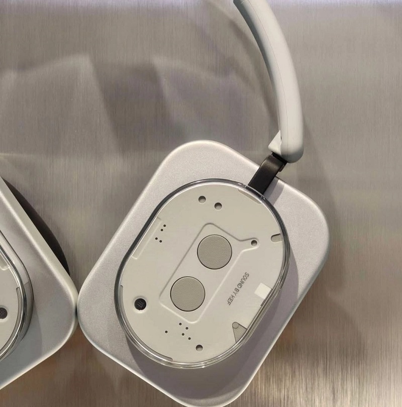Słuchawki Nothing Headphone (1) z przezroczystymi elementami