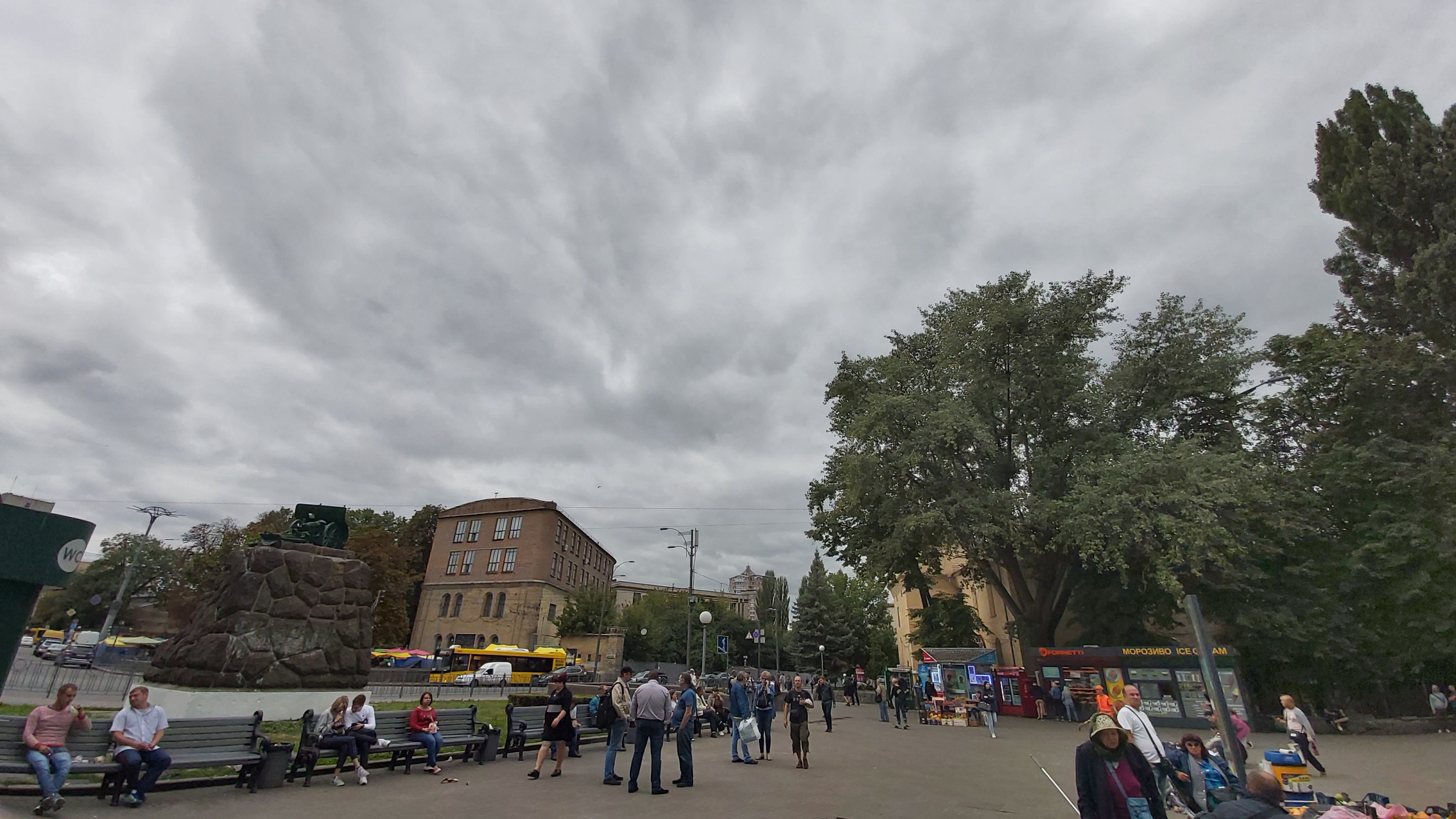 Recenzja Samsung Galaxy A80: smartfon eksperyment z obrotową kamerą i dużym wyświetlaczem-303 Recenzja Samsung Galaxy A80: smartfon eksperyment z obrotową kamerą i dużym wyświetlaczem-303