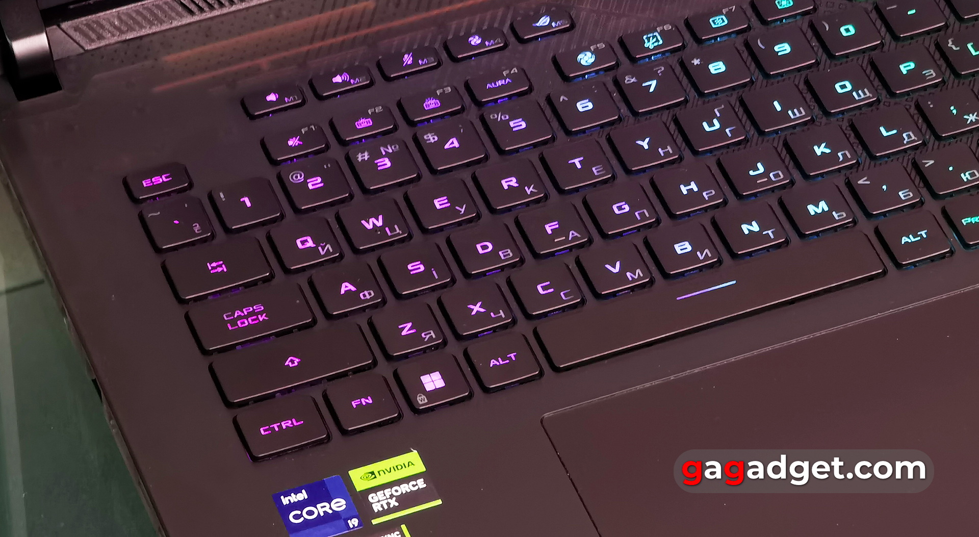 Recenzja ASUS ROG Strix SCAR 18 (2024) Recenzja ASUS ROG Strix SCAR 18 (2024)