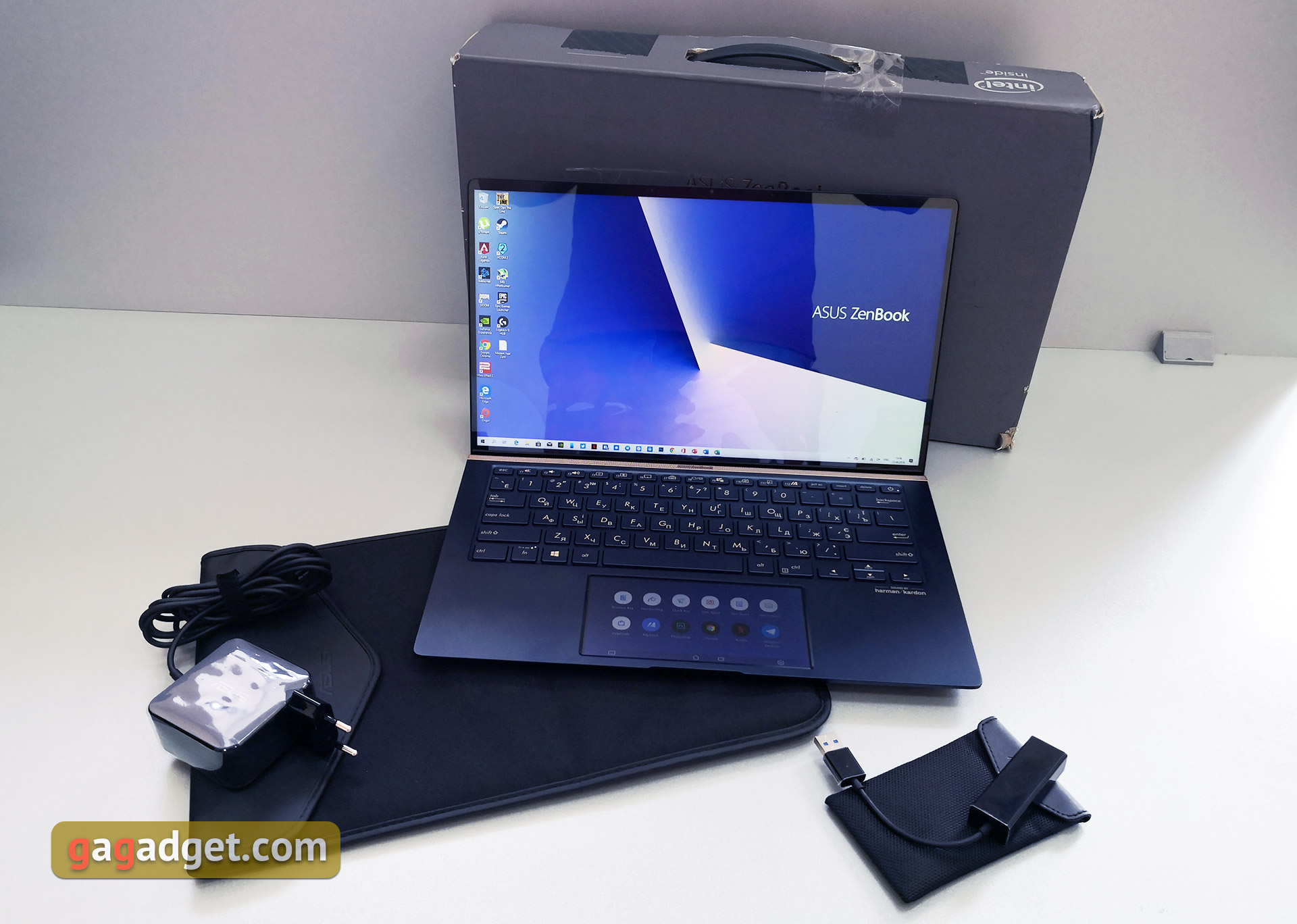 Recenzja ASUS ZenBook 14 UX434FN: ultraprzenośny laptop z ekranem dotykowym zamiast touchpada-3 Recenzja ASUS ZenBook 14 UX434FN: ultraprzenośny laptop z ekranem dotykowym zamiast touchpada-3