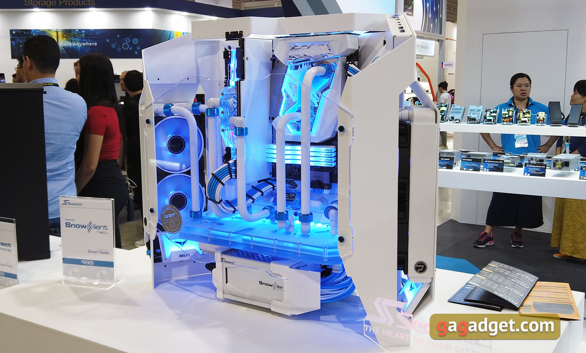 Computex 2019: modding wakacje, piękne dziewczyny i arcydelikatnych facetów-3 Computex 2019: modding wakacje, piękne dziewczyny i arcydelikatnych facetów-3