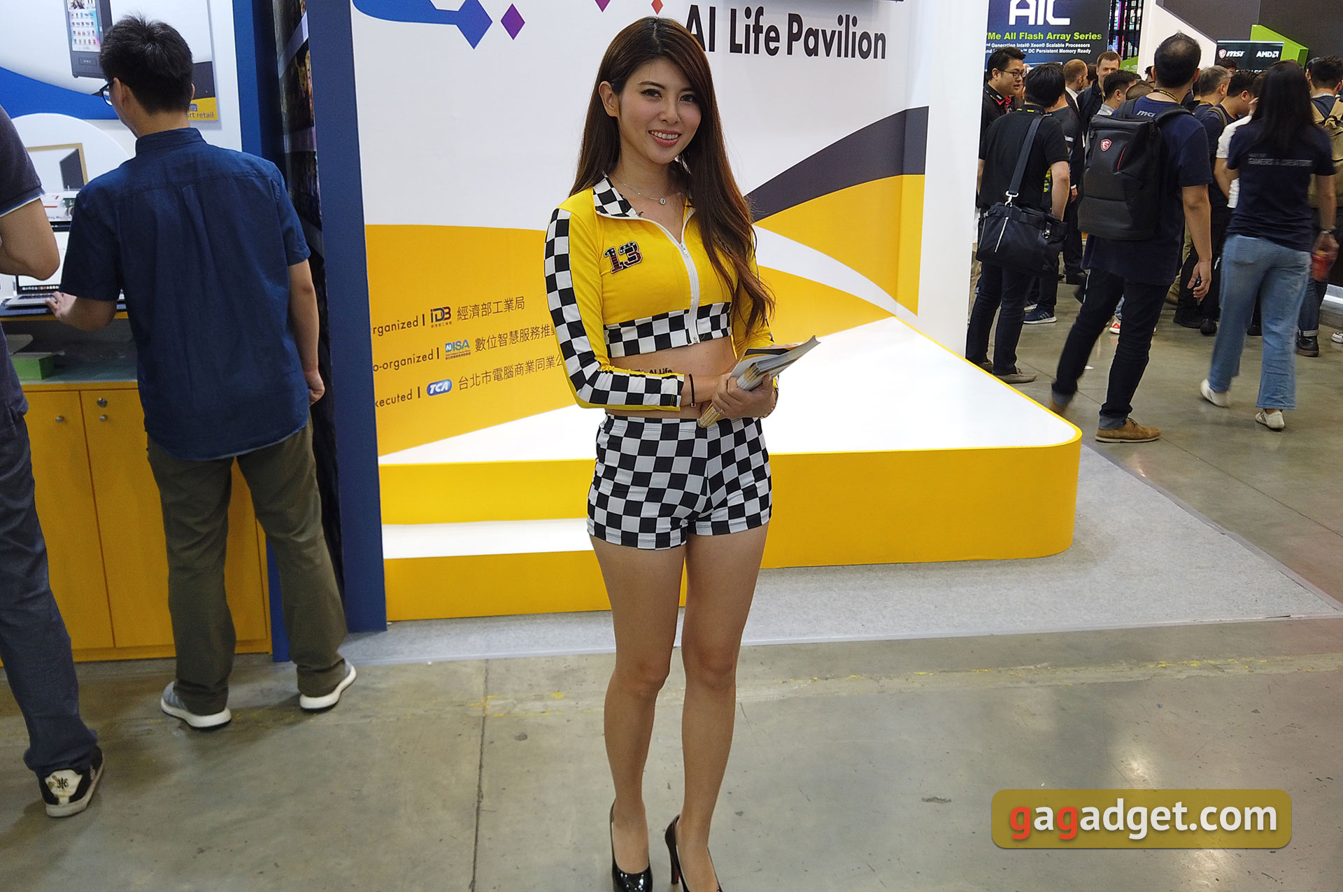 Computex 2019: modding wakacje, piękne dziewczyny i arcydelikatnych facetów-14 Computex 2019: modding wakacje, piękne dziewczyny i arcydelikatnych facetów-14
