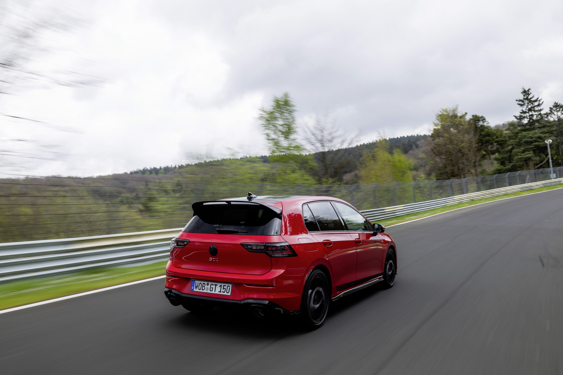 Widok z przodu Golf GTI Edition 50 Widok z przodu Golf GTI Edition 50