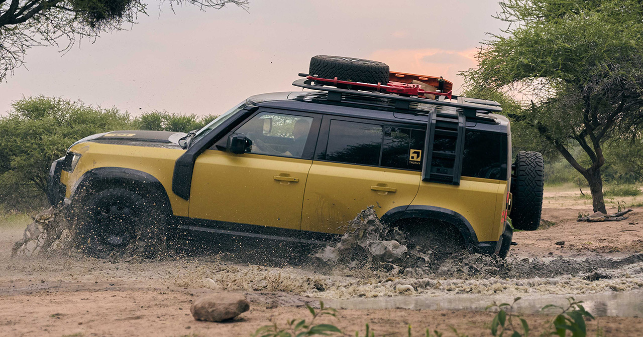 Defender Trophy Edition w terenie Defender Trophy Edition w terenie