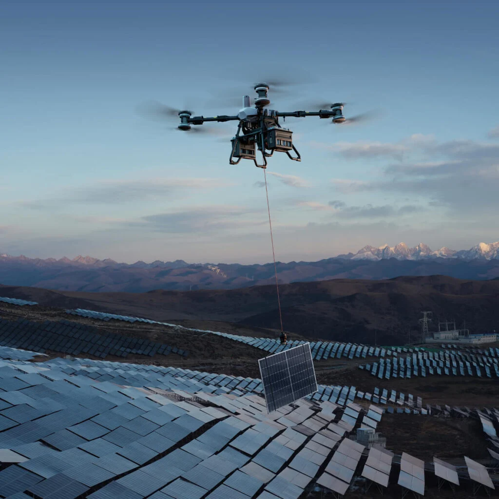DJI FlyCart 100 na ziemi DJI FlyCart 100 na ziemi