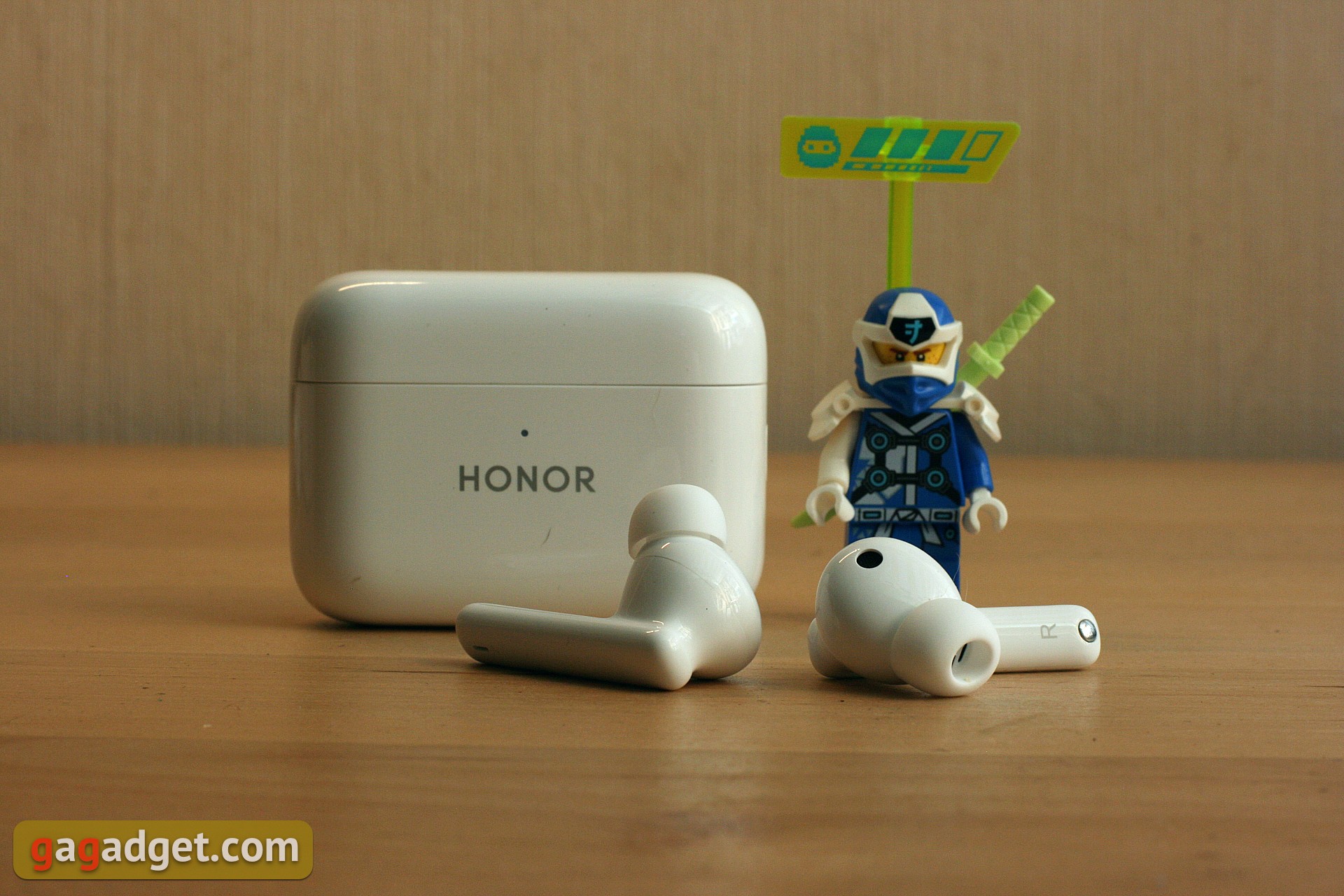 Recenzja TWS Honor Earbuds 2 Lite: Szumiący głośnik w dobrej cenie-35 Recenzja TWS Honor Earbuds 2 Lite: Szumiący głośnik w dobrej cenie-35
