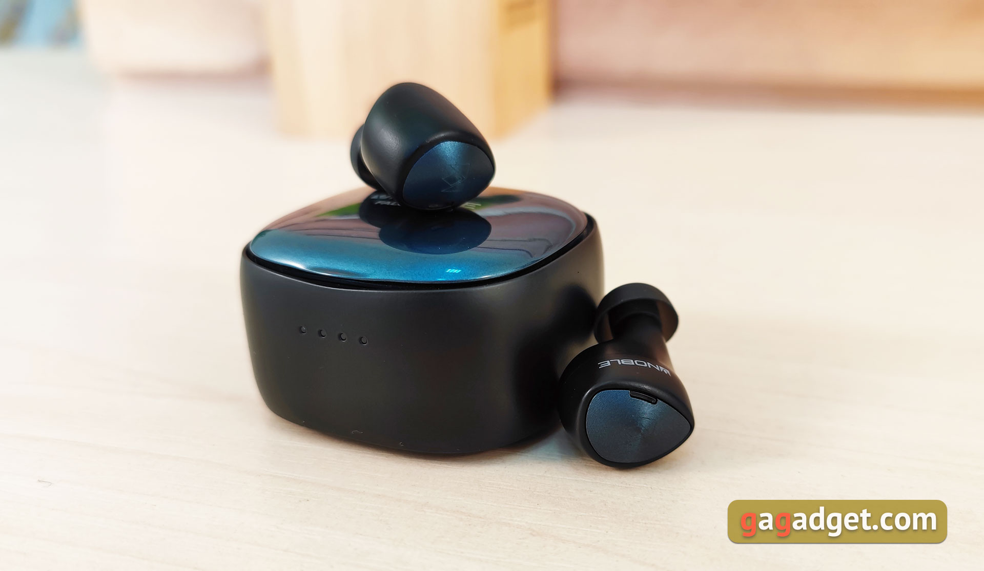 Recenzja Noble Audio Falcon Pro: przytulny dźwięk bezprzewodowy-7 Recenzja Noble Audio Falcon Pro: przytulny dźwięk bezprzewodowy-7