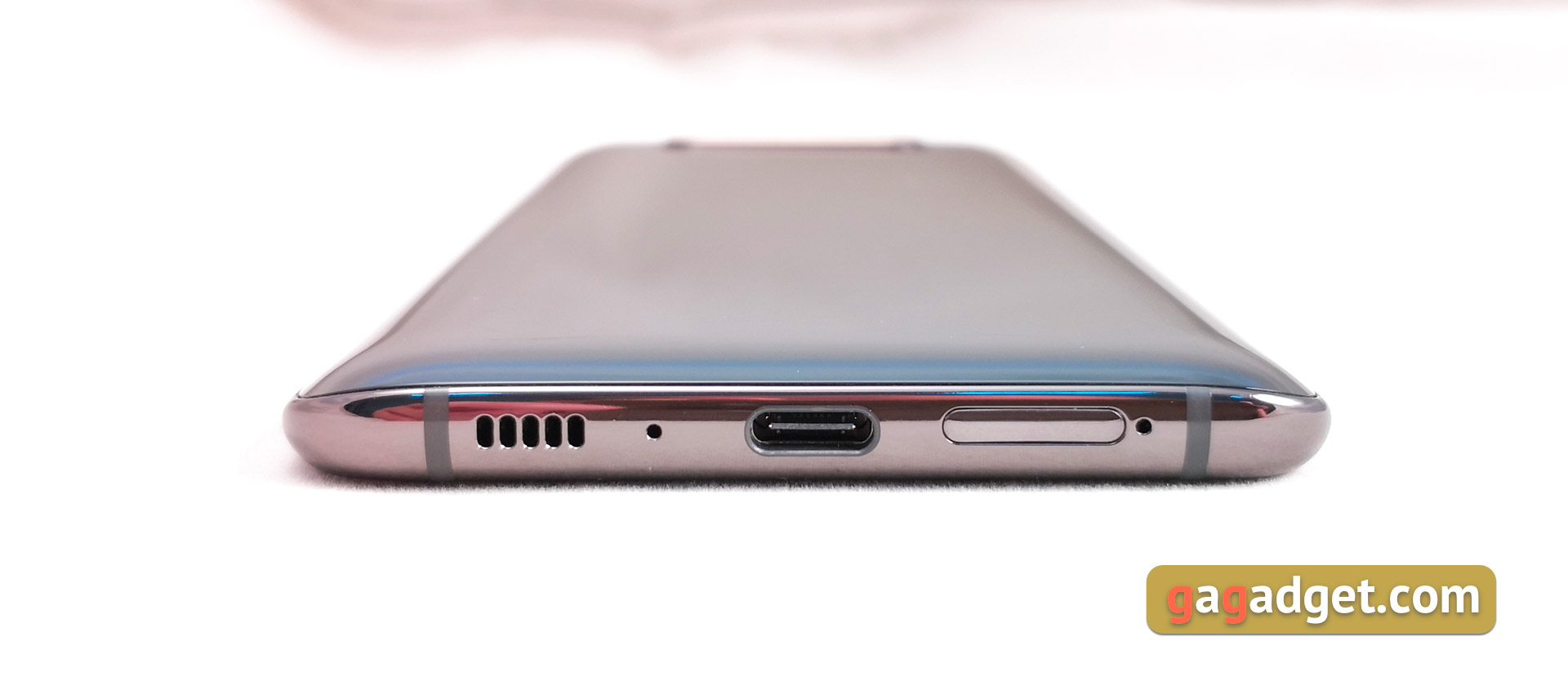 Recenzja Samsung Galaxy A80: smartfon eksperyment z obrotową kamerą i dużym wyświetlaczem-15 Recenzja Samsung Galaxy A80: smartfon eksperyment z obrotową kamerą i dużym wyświetlaczem-15
