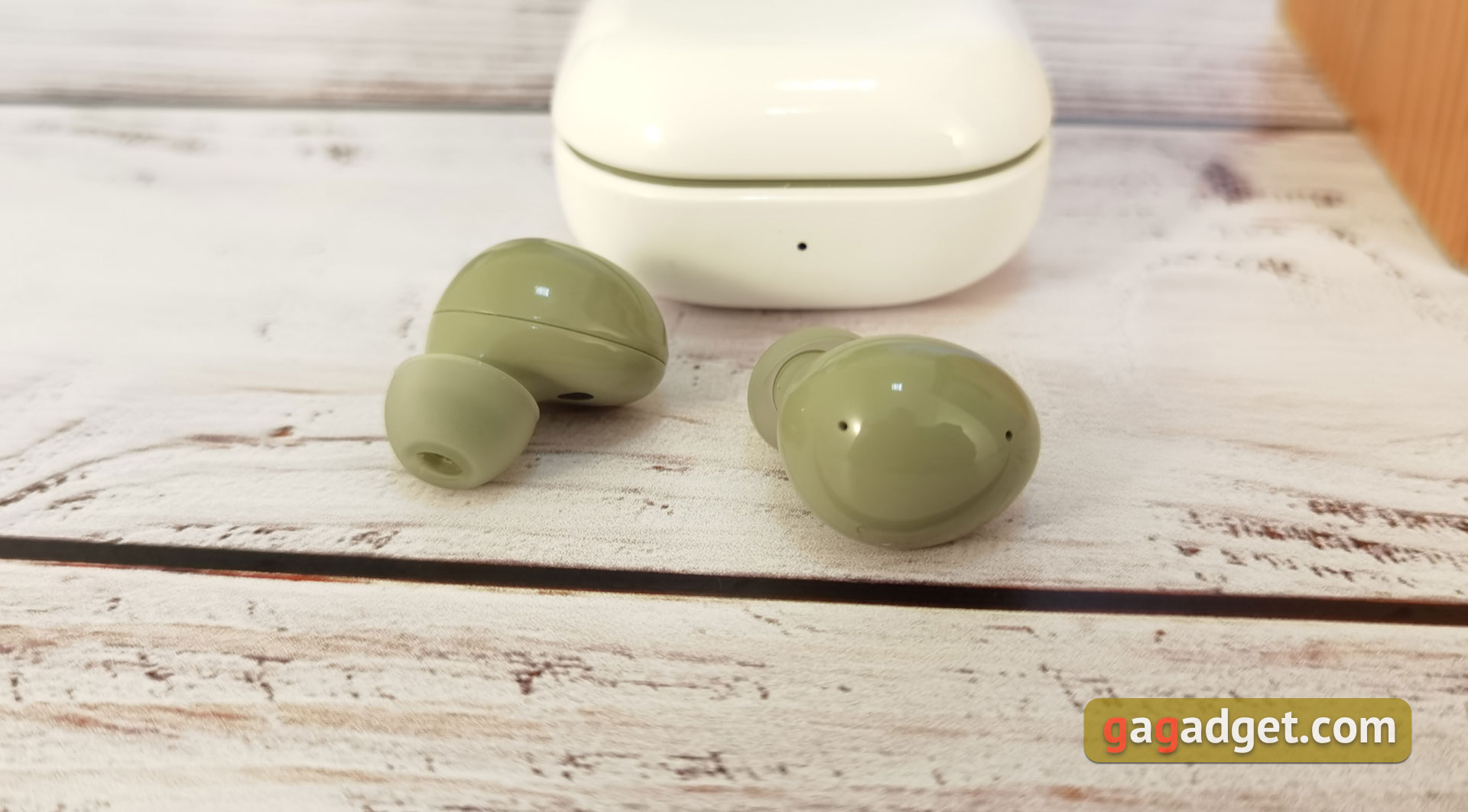 Recenzja Samsung Galaxy Buds2: miniaturowe słuchawki TWS z aktywną redukcją szumów-5 Recenzja Samsung Galaxy Buds2: miniaturowe słuchawki TWS z aktywną redukcją szumów-5