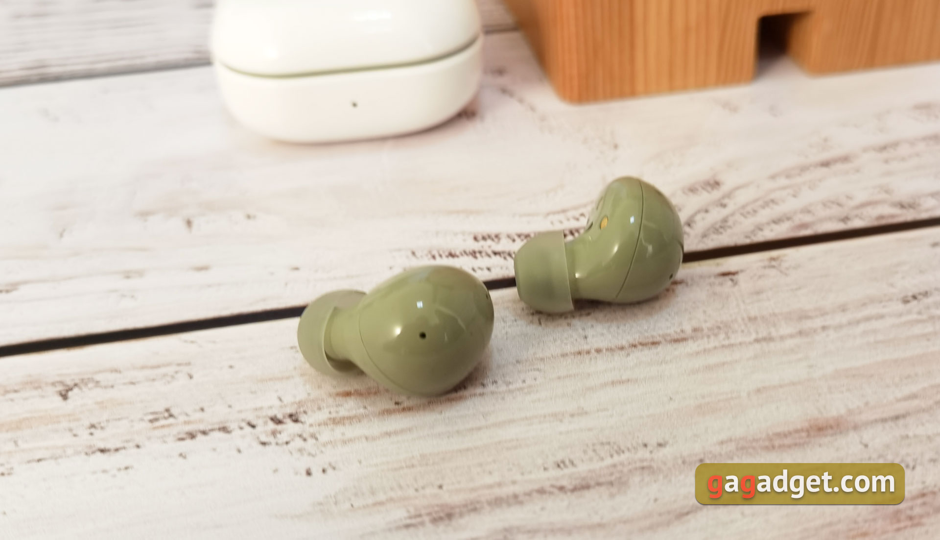 Recenzja Samsung Galaxy Buds2: miniaturowe słuchawki TWS z aktywną redukcją szumów-6 Recenzja Samsung Galaxy Buds2: miniaturowe słuchawki TWS z aktywną redukcją szumów-6
