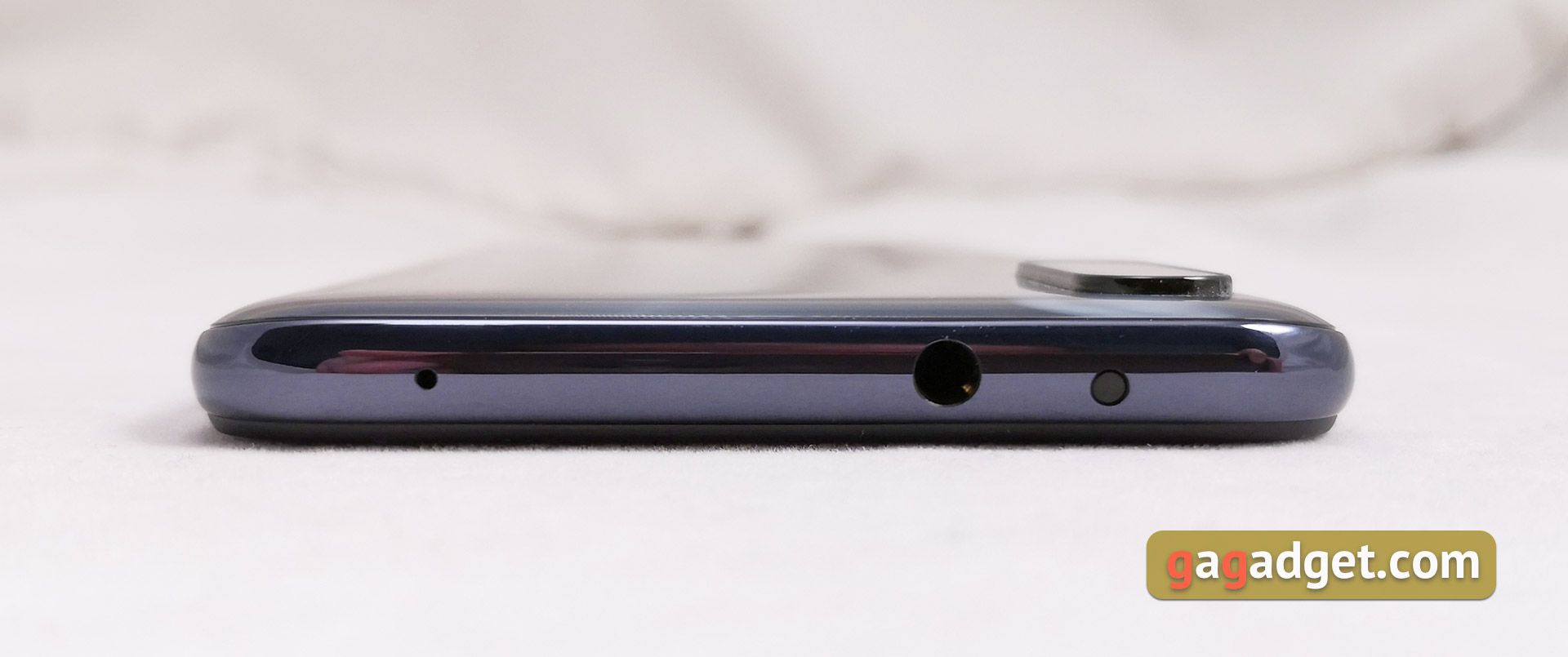 Przegląd Xiaomi Mi A3: najlepszy w swojej klasie smartphon na Android One, ale bez NFC-12 Przegląd Xiaomi Mi A3: najlepszy w swojej klasie smartphon na Android One, ale bez NFC-12